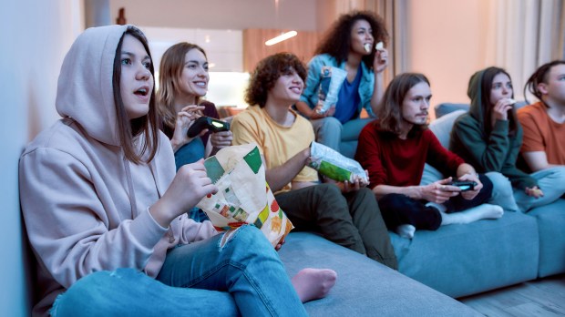 HANG-OUT-CHILL-TEENAGERS-COUCH-shutterstock_1739917139.jpg