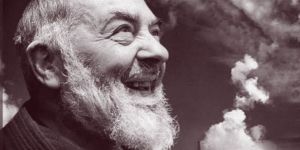 Le lettere tra Padre Pio e Raffaelina: si parla d&#8217;amore, ma per Cristo