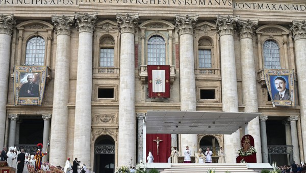 Pope-Francis-presides-the-canonization-mass-of-Artemide-Zatti-and-Giovanni-Battista-Scalabrin-AFP