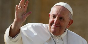 Per il Papa la pace in Ucraina è possibile. Basta compravendita di armi
