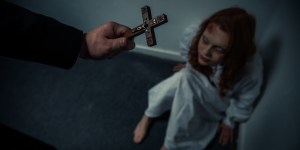 Satana odia l&#8217;amore tra marito e moglie. Lo ha detto durante un esorcismo