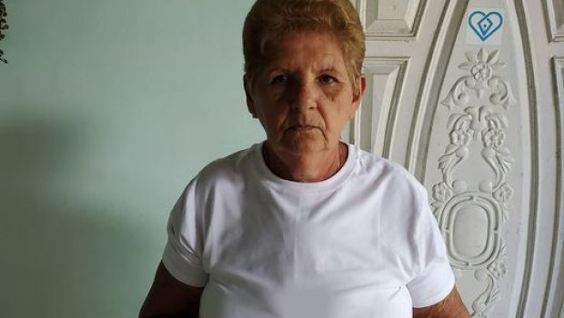 Sonia Álvarez Campillo detida em Cuba ao ir à Missa