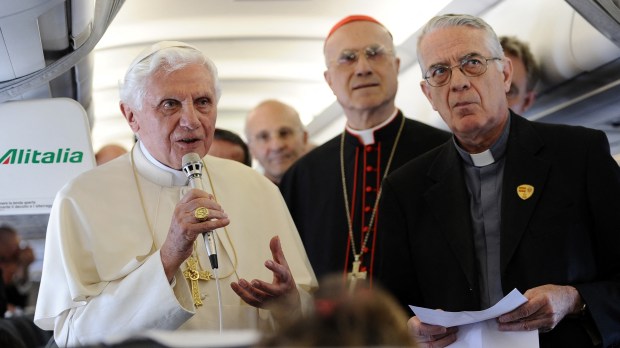 Lombardi y Benedicto XVI