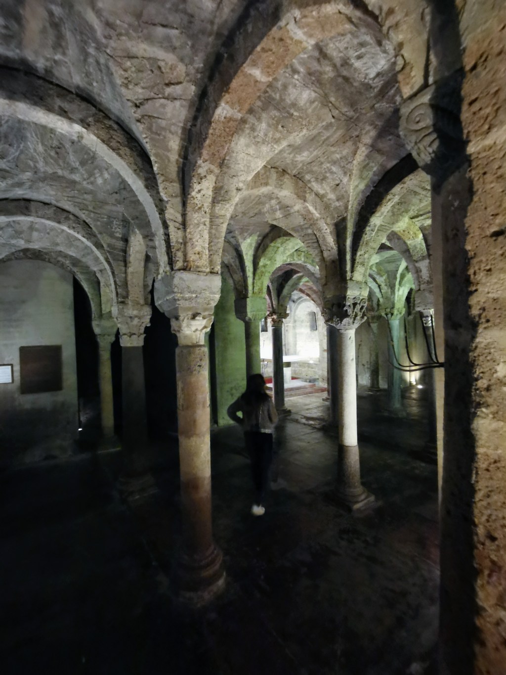Cripta de la Catedral María Asunta, Sutri