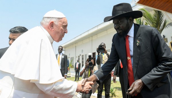 Pope-Francis-blessing-President-of-South-Sudan-Salva-Kiir-before-the-pope-departs-South-Sudan-AFP